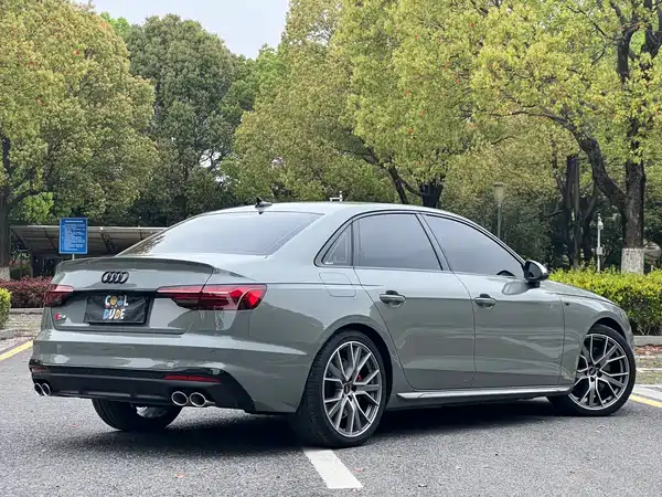 Audi S4 2022