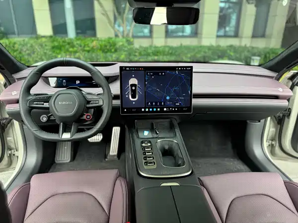 Xiaomi SU7 2024
