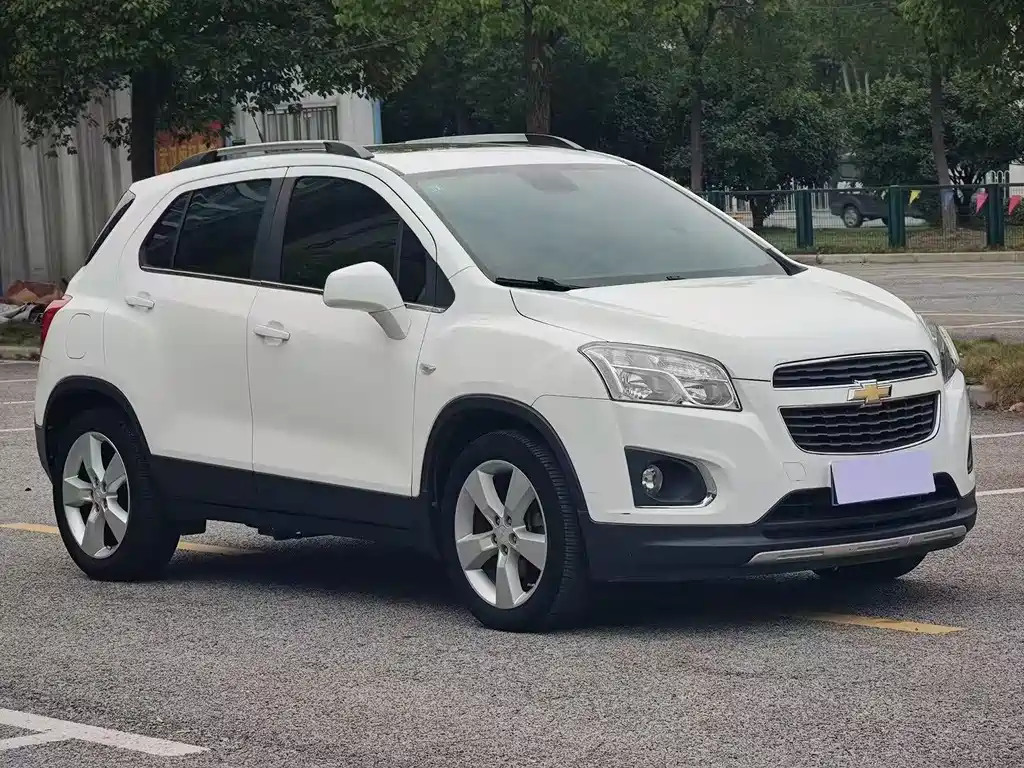 Chevrolet Trax 2015 — фото 3