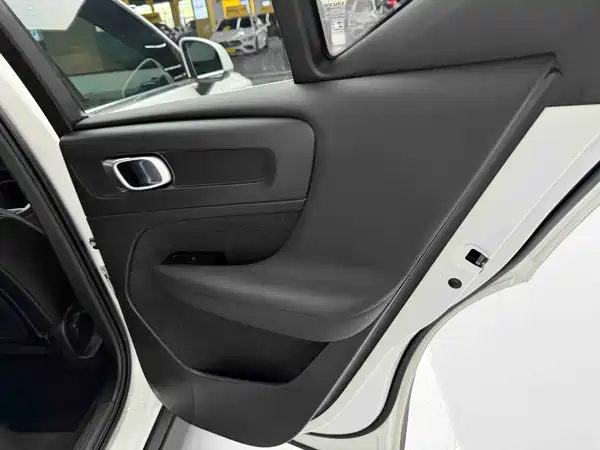 Volvo XC40 2022