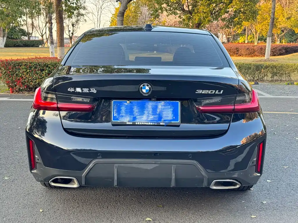 BMW 3 Series 2023 — фото 11