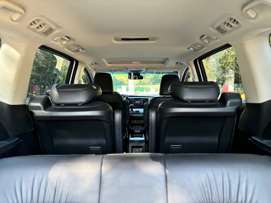 Honda Odyssey 2021 — фото 16