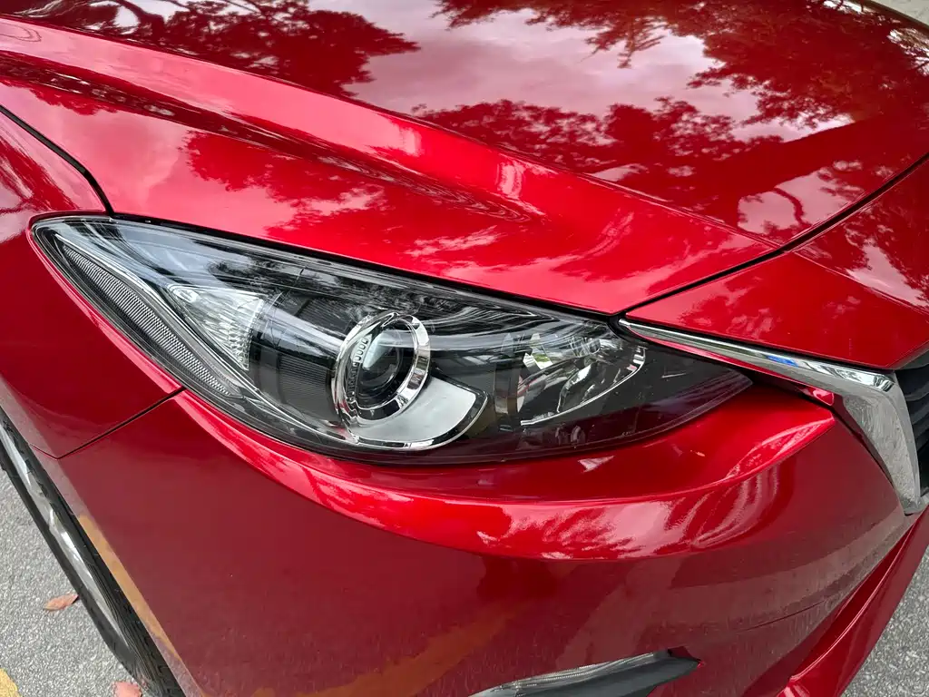 Mazda 3 Axela 2015 — фото 15