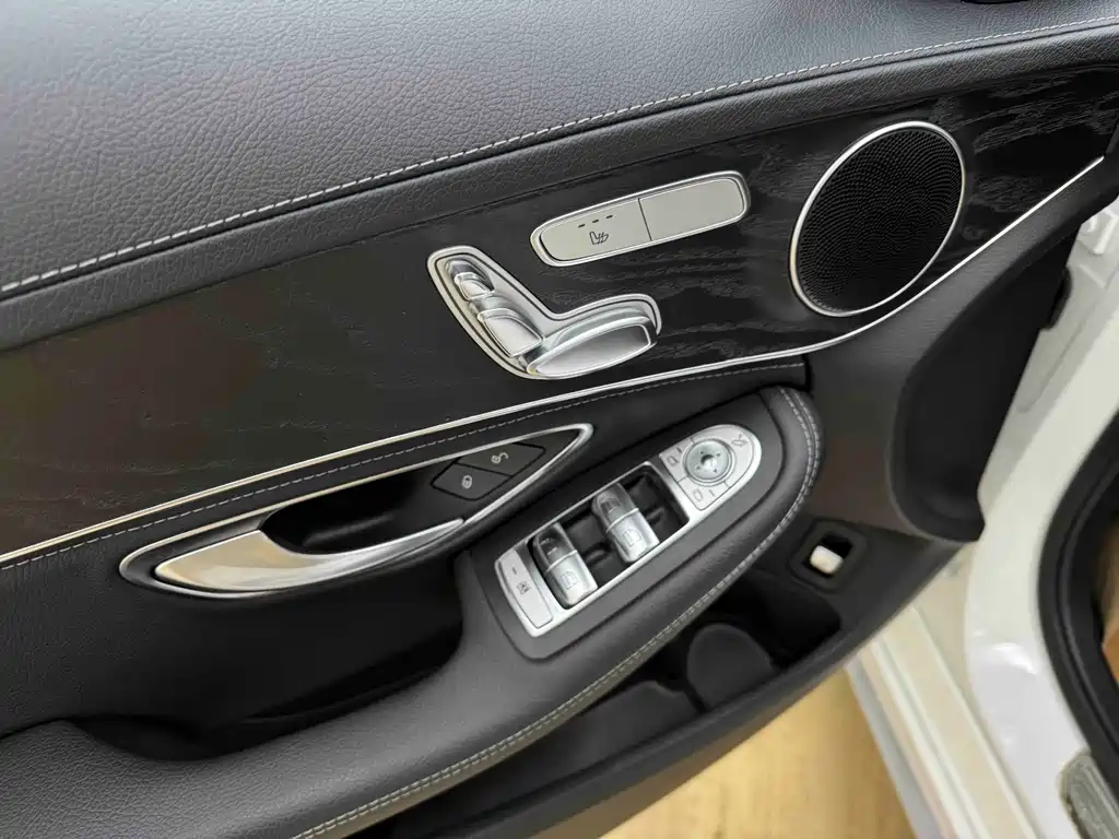 Mercedes-Benz C-Class 2018 — фото 13