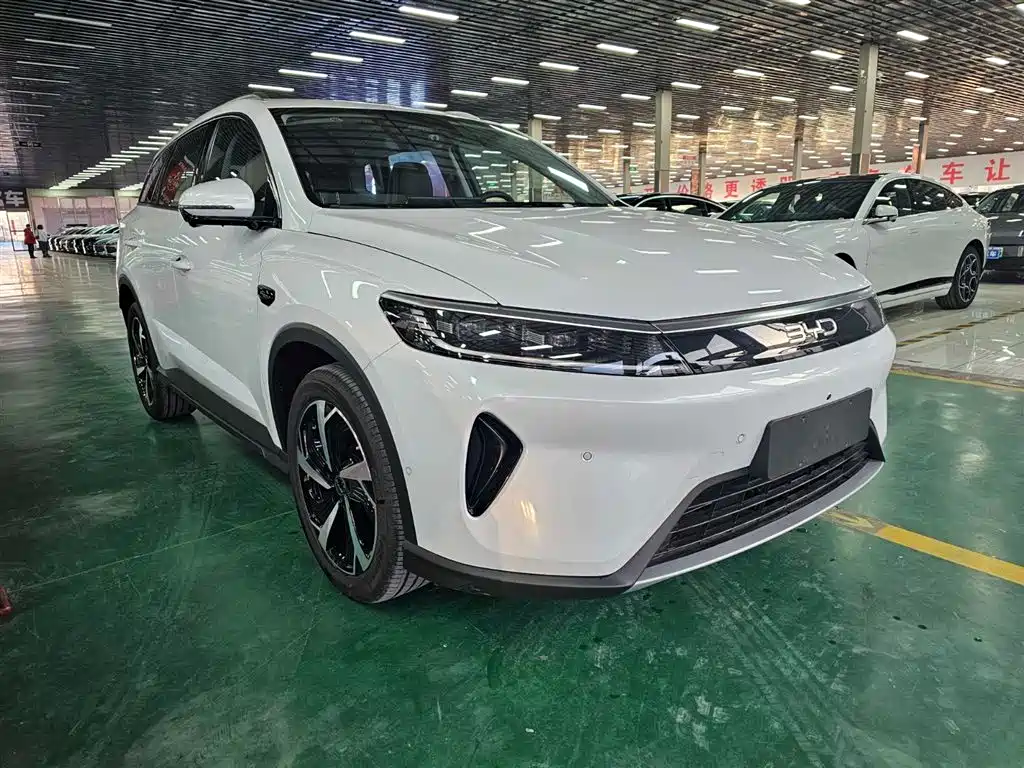 BYD Seal 05 DM-i 2025 — фото 7
