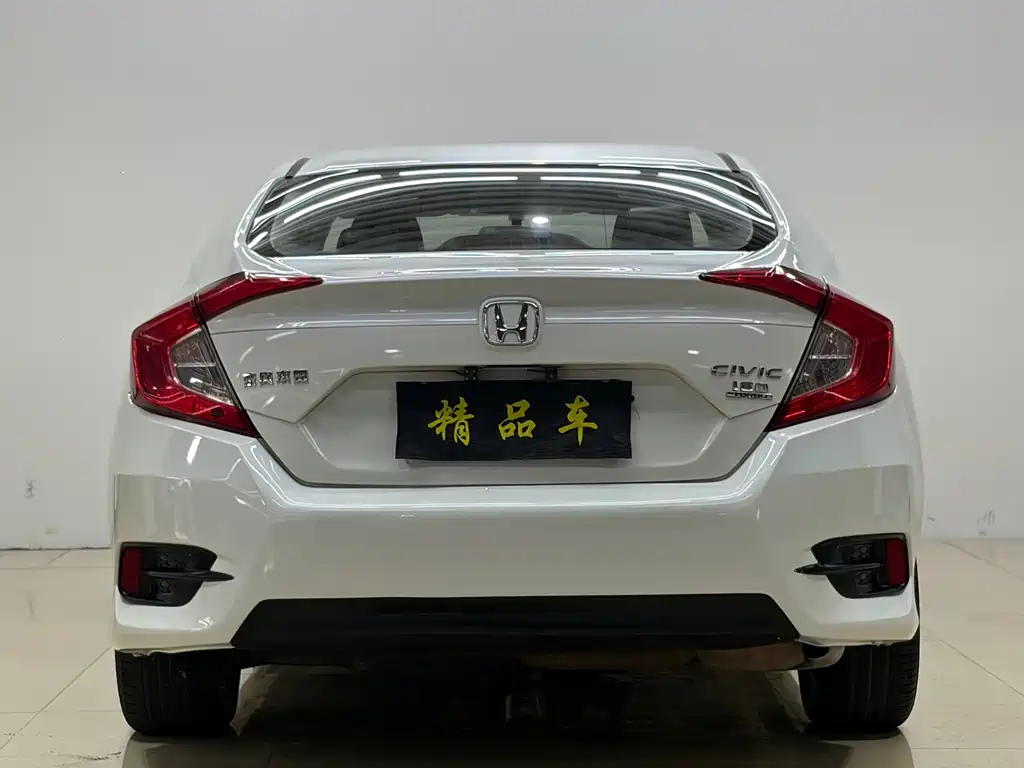 Honda Civic 2018 — фото 8