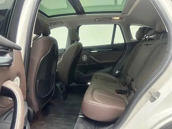 BMW X1 2021