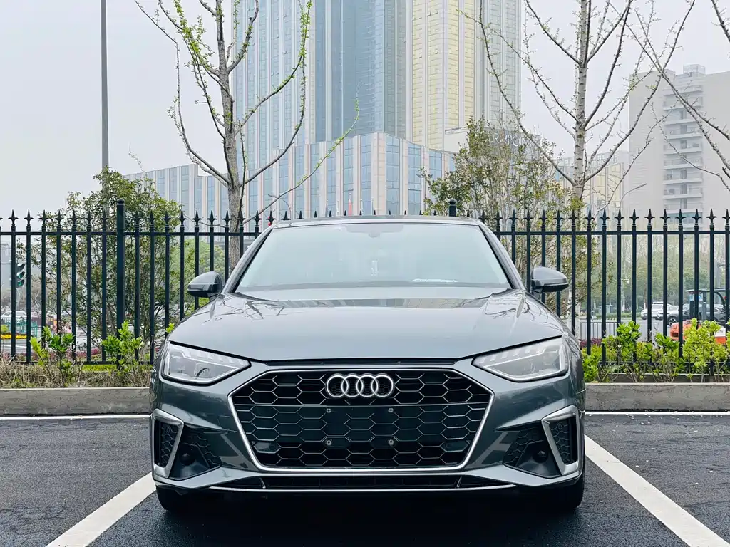 Audi A4L 2021 — фото 2