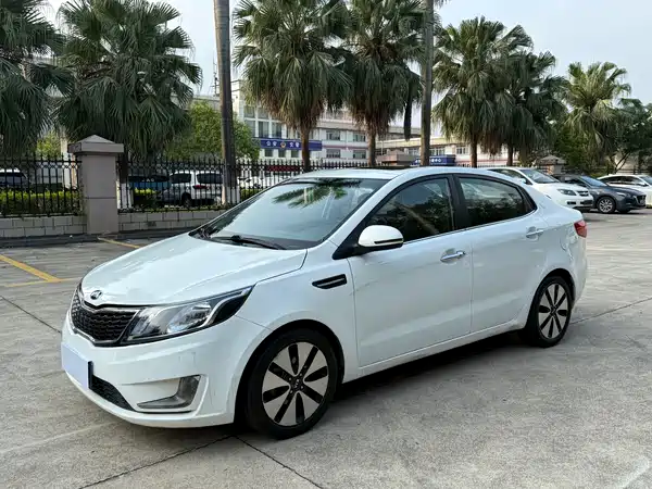 Kia K2 2012