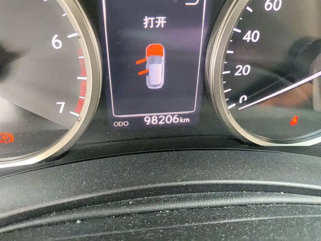 Lexus NX 2017 — фото 9