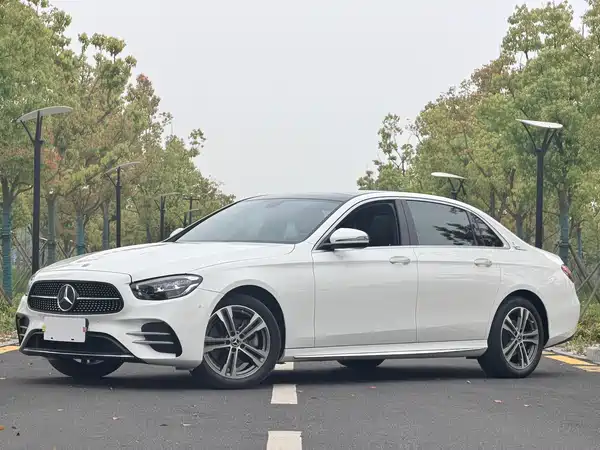 Mercedes-Benz E-Class 2021