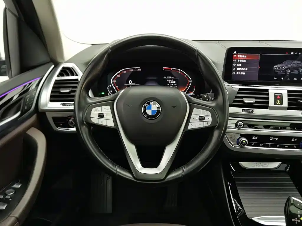 BMW X3 2021 — фото 11