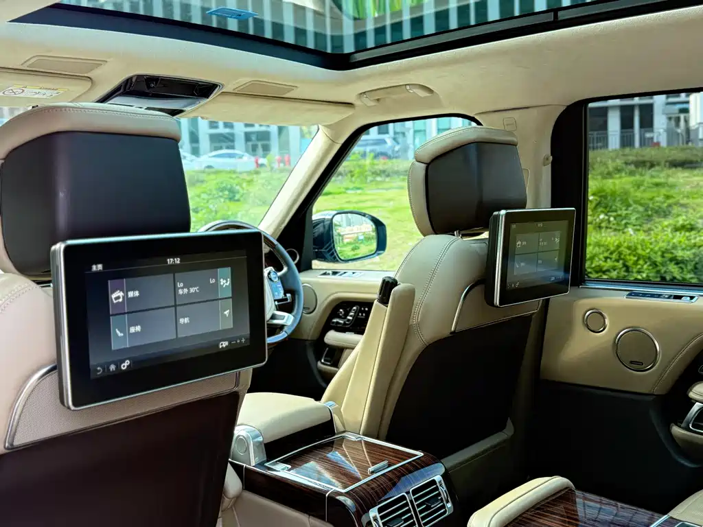 Land Rover Range Rover 2019 — фото 20