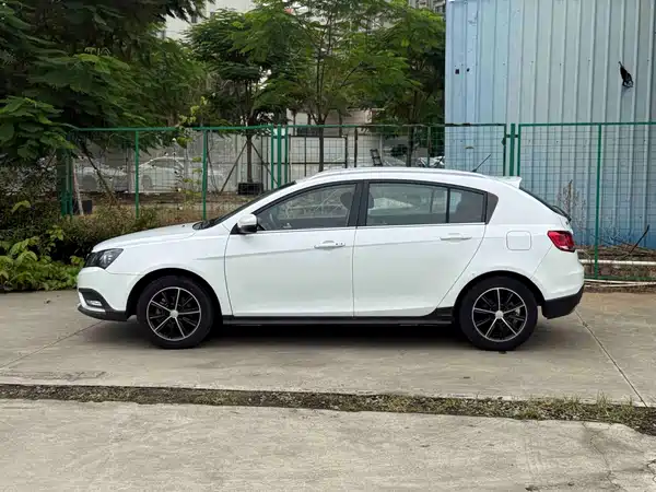 Geely Emgrand 2016