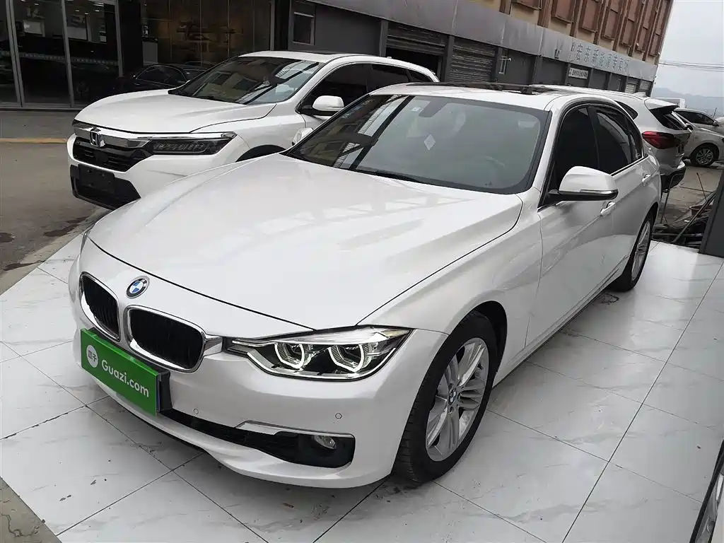 BMW 3 Series 2017 — фото 2