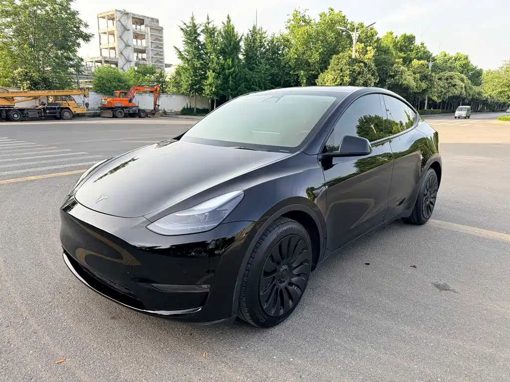 Tesla Model Y 2022 — фото 1