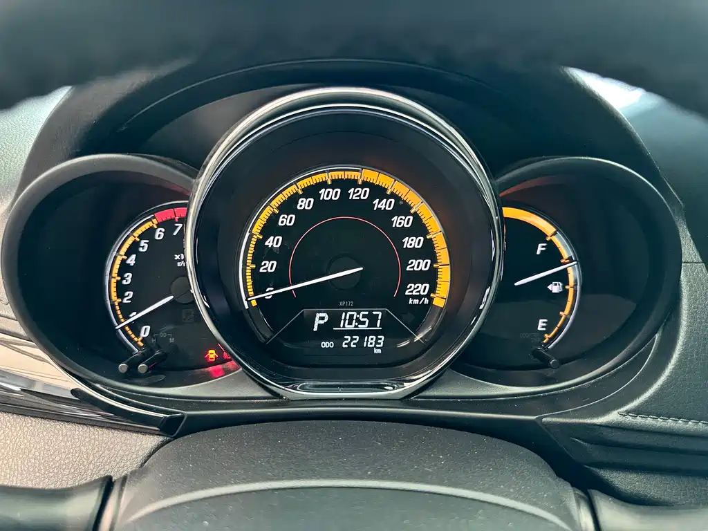 Toyota Yaris L 2022