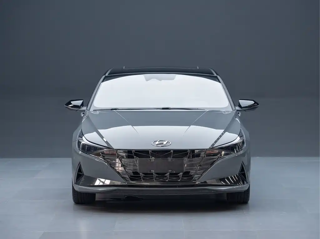 Hyundai Elantra 2023