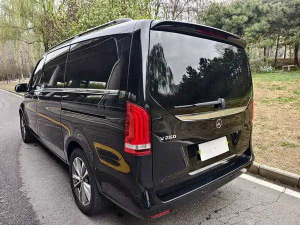 Mercedes-Benz V-Class 2022