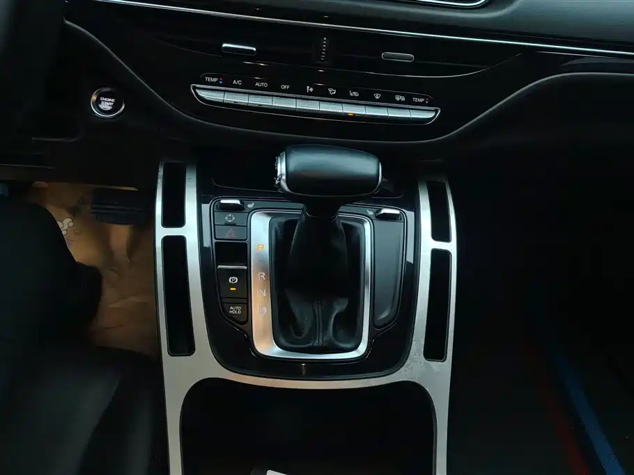 GAC Motor Trumpchi M6 2019 — фото 16