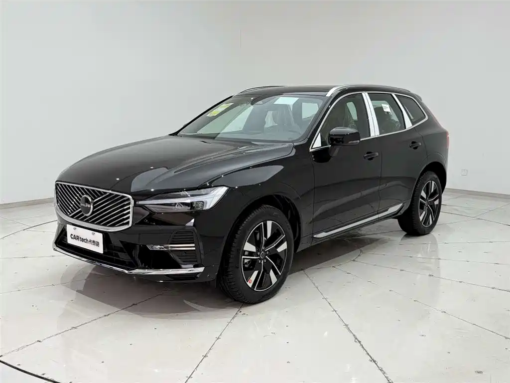 Volvo XC60 2026 — фото 5