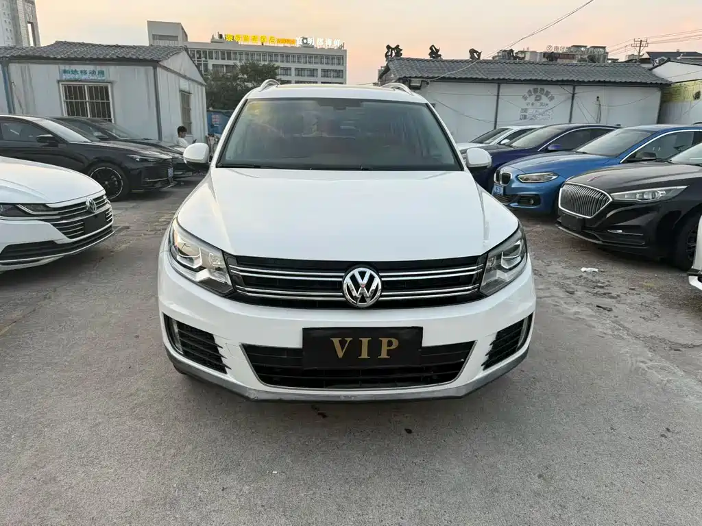 Volkswagen Tiguan 2017 — фото 2