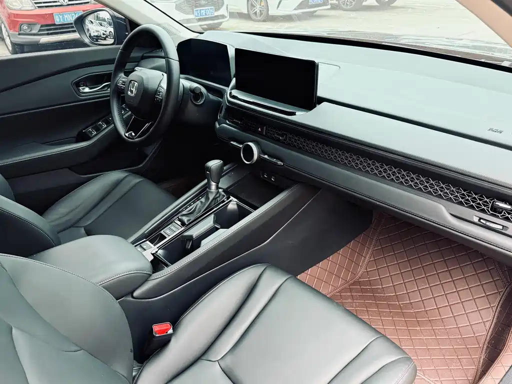 Honda Accord 2025 — фото 25