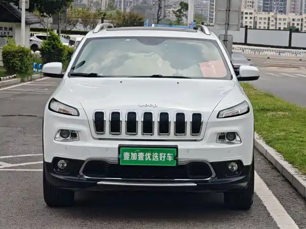 Jeep Cherokee 2016