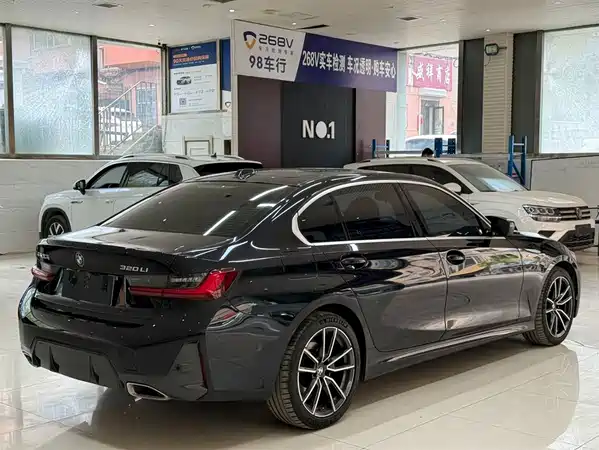 BMW 3 Series 2023