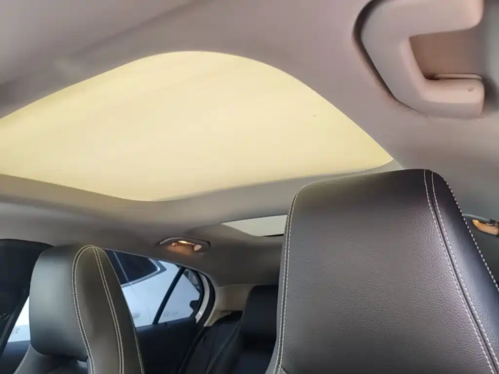 Mercedes-Benz GLA 2015 — фото 14