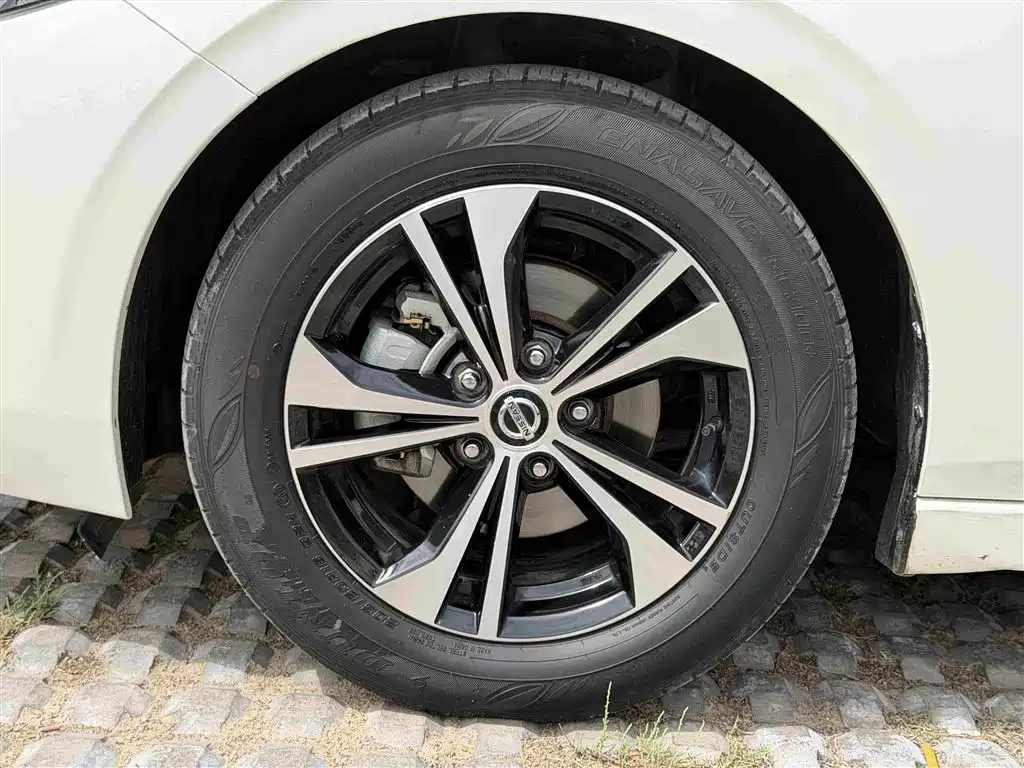 Nissan Sylphy 2020 — фото 14