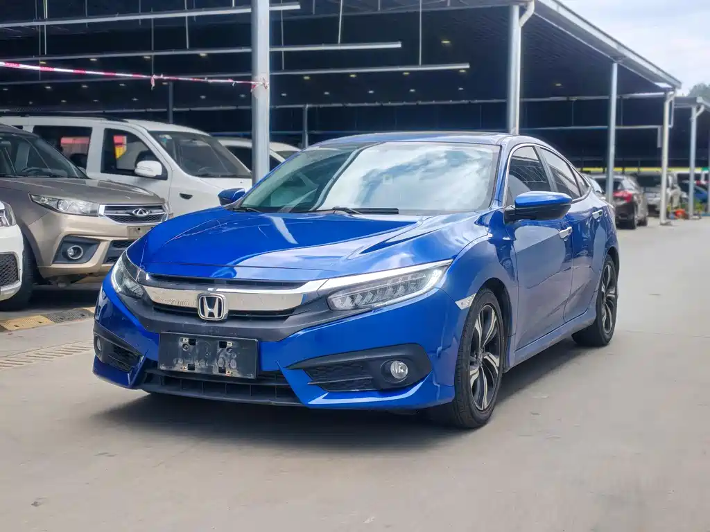 Honda Civic 2017 — фото 1