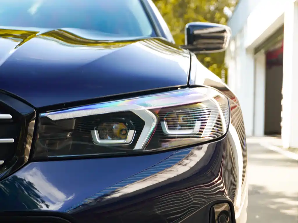 BMW 3 Series 2023