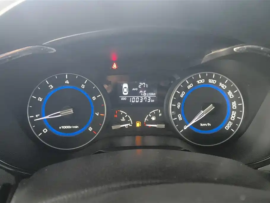 Changan V7 2015 — фото 14