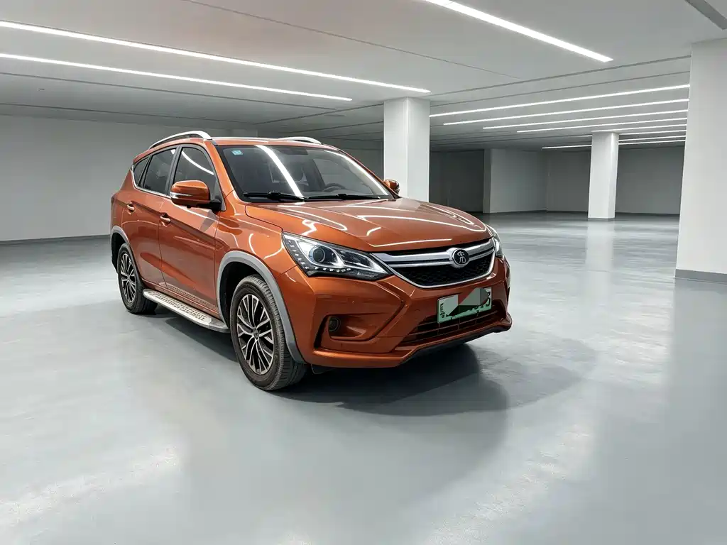 BYD Song New Energy 2017 — фото 2