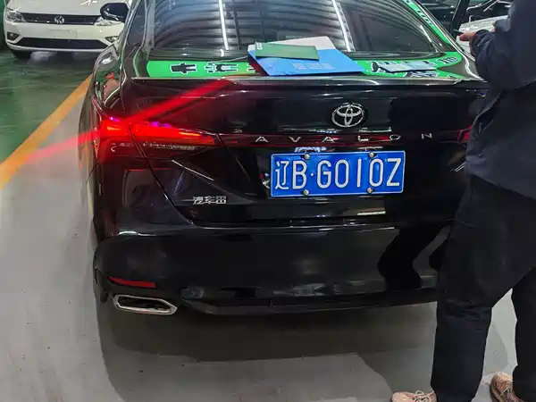 Toyota Avalon 2019