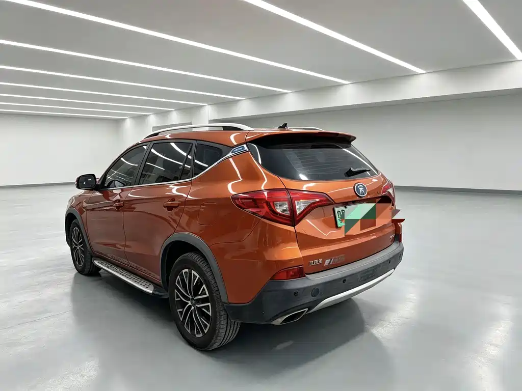 BYD Song New Energy 2017 — фото 4
