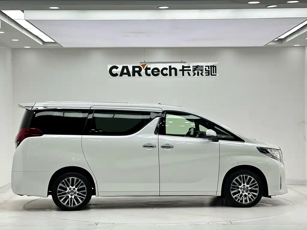 Toyota Alphard 2017 — фото 5