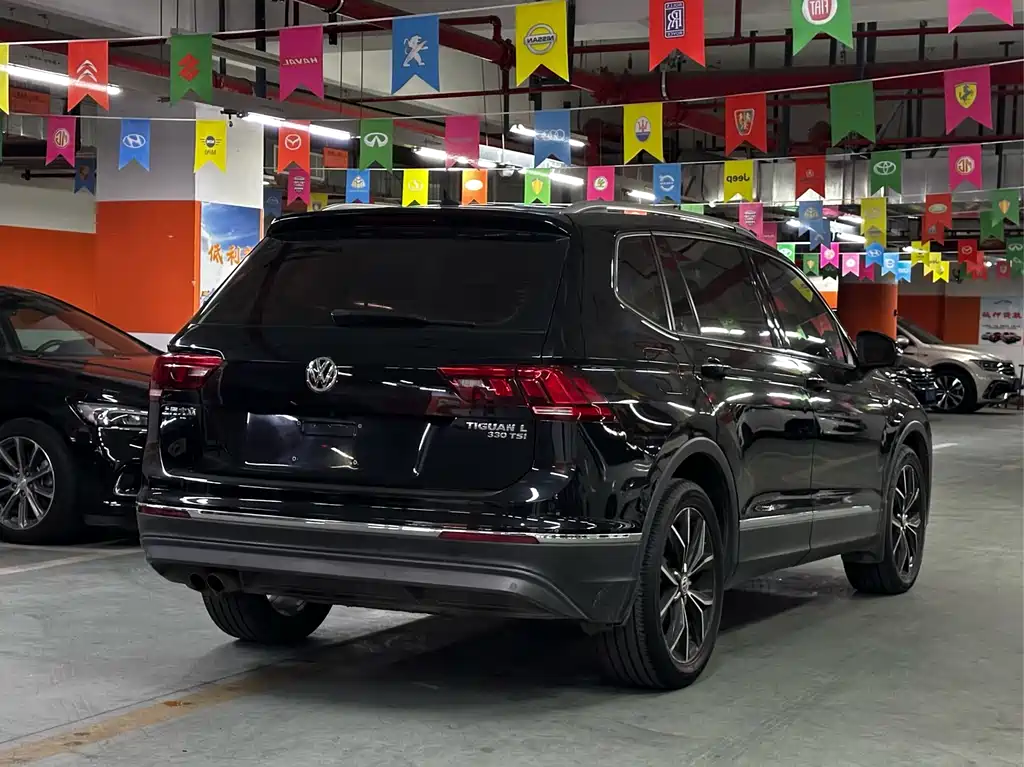 Volkswagen Tiguan L 2019 — фото 15