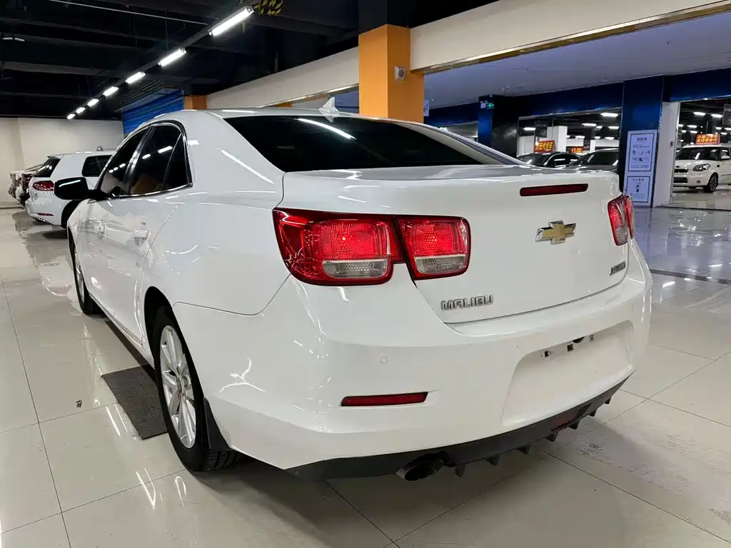 Chevrolet Malibu 2015 — фото 13