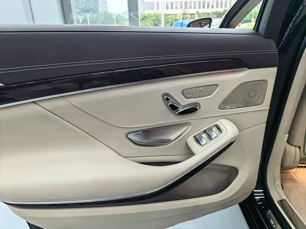 Mercedes-Benz S-Class 2019 — фото 13
