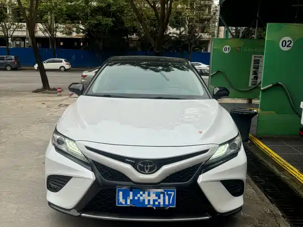 Toyota Camry 2018