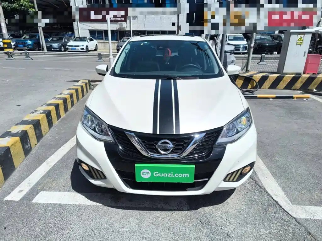 Nissan Tiida 2016 — фото 3