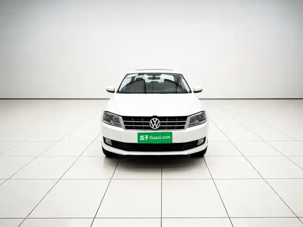 Volkswagen Gran Lavida 2015