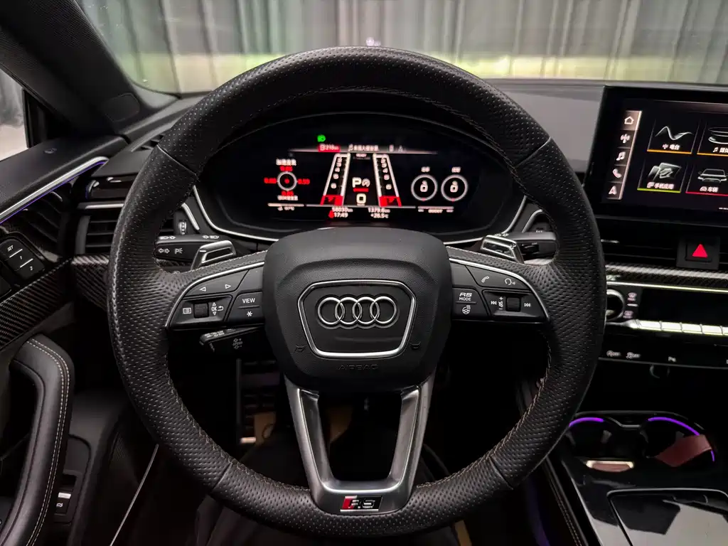Audi RS 5 2022 — фото 13