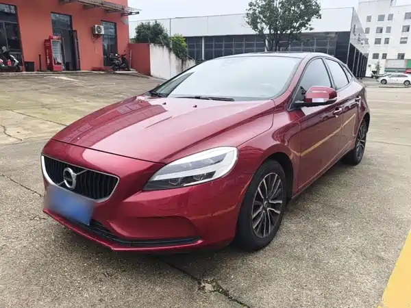 Volvo V40 2017