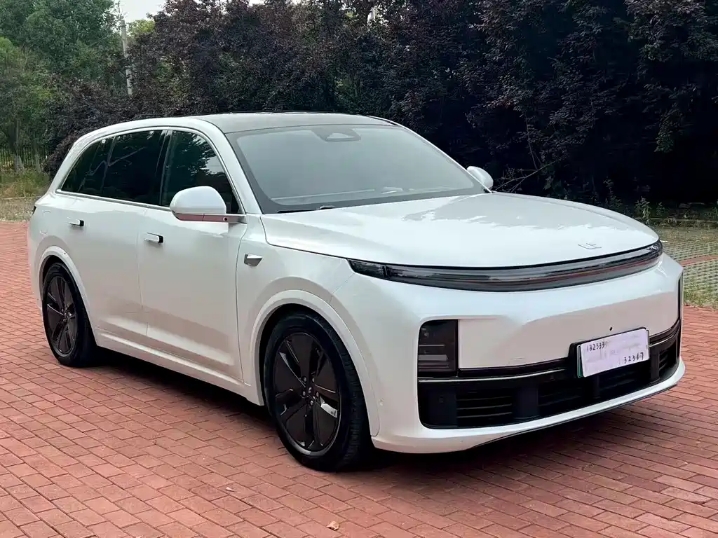 Li Auto Li L7 2024