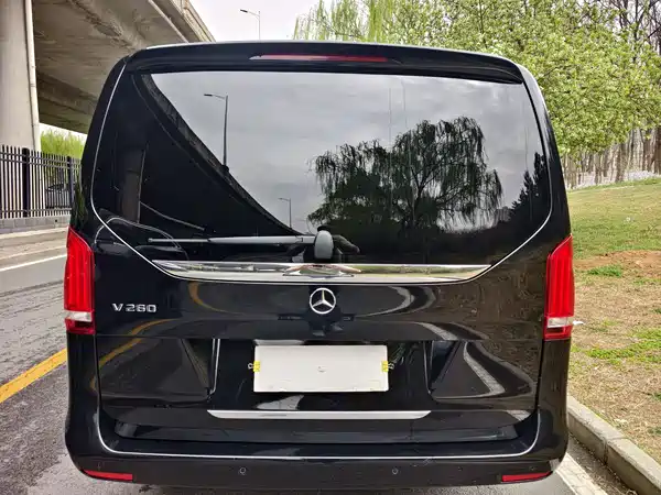 Mercedes-Benz V-Class 2022