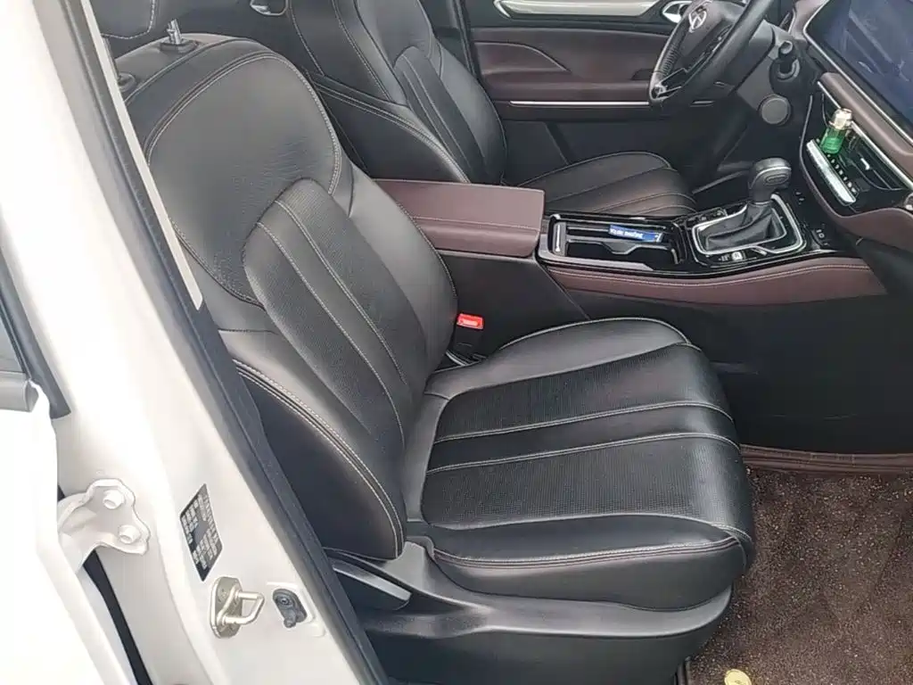 GAC Motor Trumpchi M6 2023 — фото 25