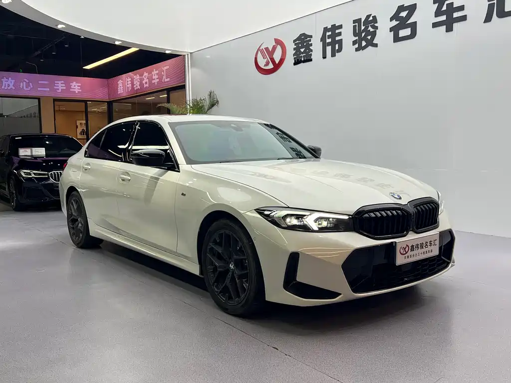 BMW 3 Series 2025